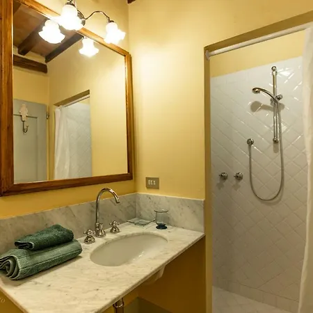 Aparthotel Chianti Lovers Country House