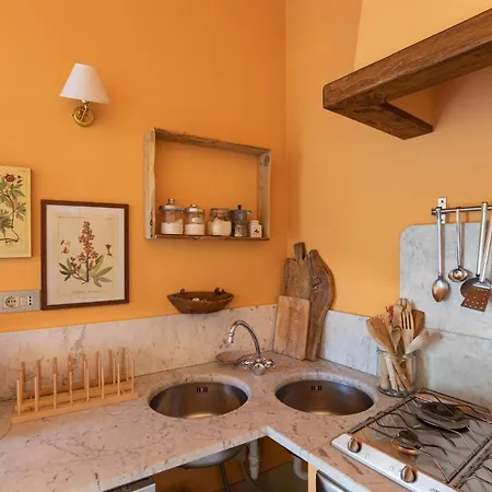Aparthotel Chianti Lovers Country House